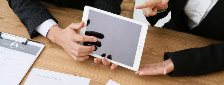 iPadで電子カタログ